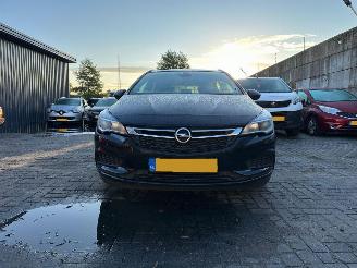 Unfallwagen Opel Astra SPORTS TOURER 2016/11