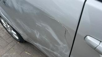 Opel Agila 1.2 16v picture 14