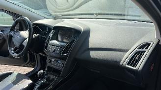 Ford Focus WF06XXGCC6FD59458 picture 18