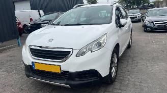 Peugeot 2008 1.2 Vti 12V PureTech 82 picture 2