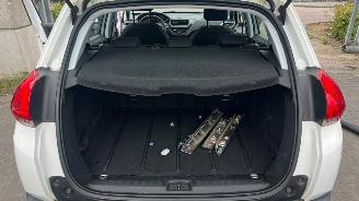 Peugeot 2008 1.2 Vti 12V PureTech 82 picture 25