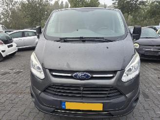uszkodzony samochody osobowe Ford Custom 2.0 TDCi 16V Eco Blue 105 Bestel  Diesel 1.995cc 77kW (105pk) 2017/1