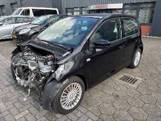 Vaurioauto  passenger cars Volkswagen Up!  2014/3