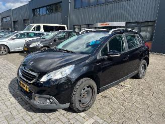 Vaurioauto  passenger cars Peugeot 2008 2008 1.2 2016/1
