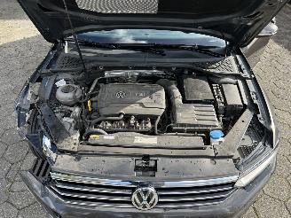 Volkswagen Passat 1.8 TSI Business Edition R picture 13