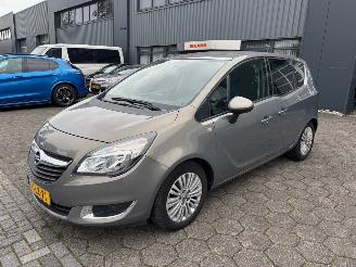 skadebil auto Opel Meriva 1.4 T 2014/3