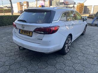 Opel Astra SPORTS TOURER+ 1.6 CDTI picture 5