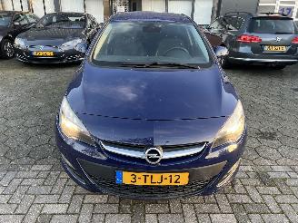 Opel Astra 1.4 Tubo Design Edition picture 10