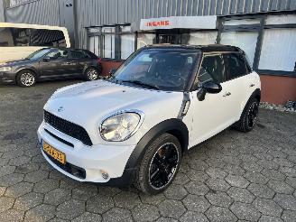 Schadeauto Mini Countryman Cooper S 1.6 2010/10