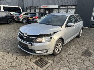 Damaged car Skoda Rapid Skoda Rapid 1.2 TSI Greentech Businessline 2015/1