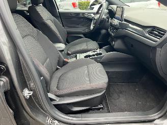 Ford Focus 1.5 Ecoboost ST-Line Vignale picture 21