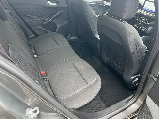 Ford Focus 1.5 Ecoboost ST-Line Vignale picture 23