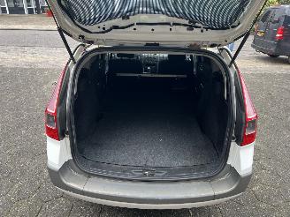 Renault Mégane Grandtour 1.5 dCi 78kW van picture 17