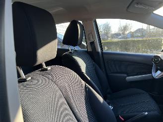 Mazda 2 1.3 HP 5 Deurs picture 24