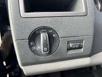 Volkswagen Transporter 2.0 TDI L2H1 DC Comfortline picture 13