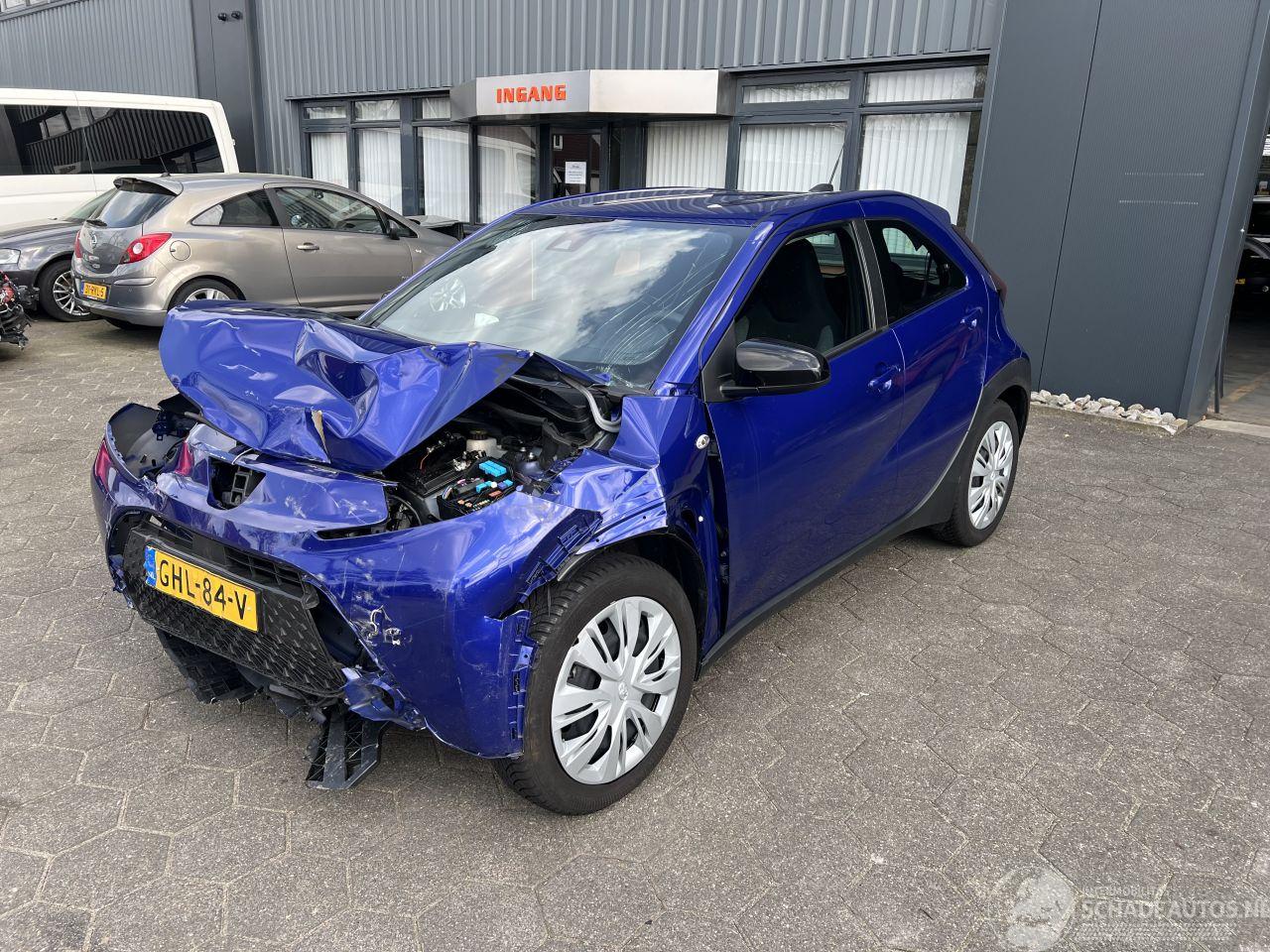 Toyota Aygo X 1.0 VVTI-S CVT PLAY Automaat