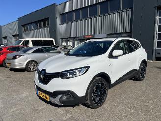 uszkodzony samochody osobowe Renault Kadjar 1.2 Tce Bose 2018/3