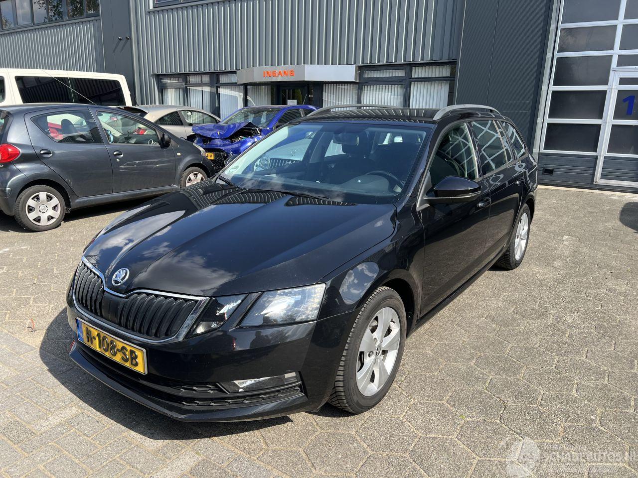 Skoda Octavia 1.0 TSI Greentech Ambition