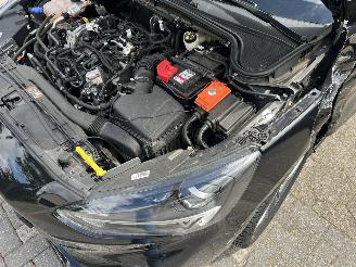 Ford Focus 1.0 EcoBoost Titanium X Business picture 28