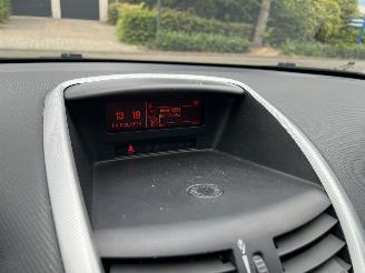 Peugeot 207 1.6 VTi XS Pack picture 10