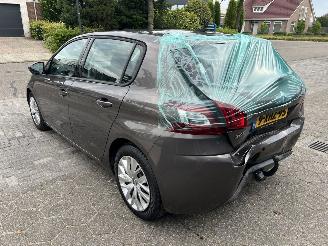 Peugeot 308 1.2E THP BLEU LEASE picture 3