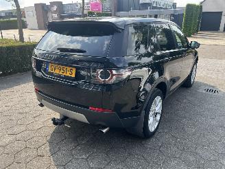 Land Rover Discovery Sport 2.0 TD4 HSE Luxury picture 4