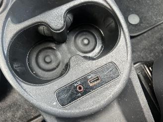 Fiat 500C 0.9 TwinAir Turbo Lounge picture 13