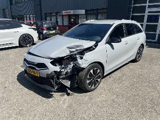 skadebil auto Kia Ceed 1.0 DESIGN 2025 2025/8