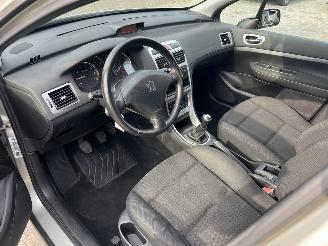 Peugeot 307 1.6-16V Pack picture 9