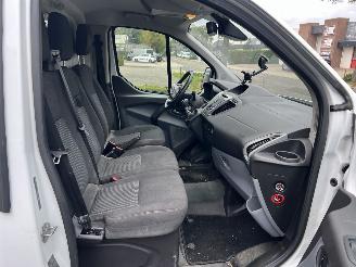 Ford Transit Custom 270 2.2 TDCI L1H1 picture 32