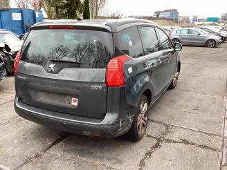 Peugeot 5008 5008 I (0A/0E), MPV, 2009 / 2017 1.6 THP 16V picture 3