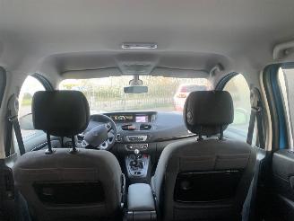 Renault Scenic 1.2 16V TCe 115 Energy MPV  Benzine 1.197cc 85kW (116pk) FWD 2012-04/2016-09 (JZ110; JZD1J) H5F400; H5FA4 picture 9