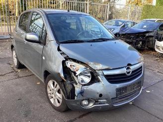 skadebil auto Opel Agila Agila (B), MPV, 2008 / 2014 1.0 12V 2011/9