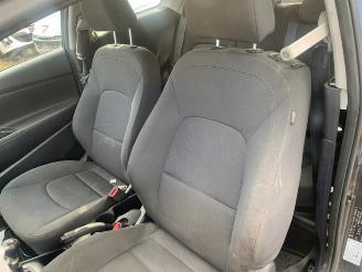 Kia Rio Rio III (UB), Hatchback, 2011 / 2017 1.2 CVVT 16V picture 21