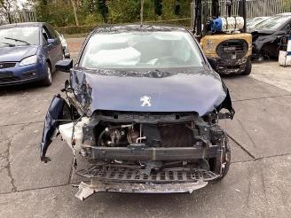 Peugeot 108 108, Hatchback, 2014 1.0 12V picture 6