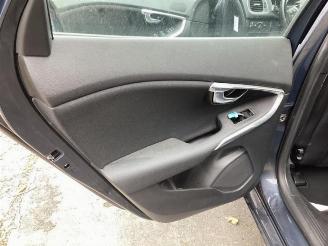 Volvo V-40 V40 (MV), Hatchback 5-drs, 2012 / 2019 2.0 T2 16V picture 23