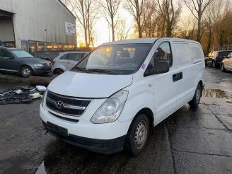 demontáž osobní automobily Hyundai H-300 H-300, Van, 2008 2.5 CRDi 2008/2