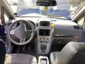 Opel Zafira Zafira (M75), MPV, 2005 / 2015 2.2 16V Direct Ecotec picture 17