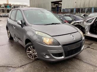 Uttjänta bilar auto Renault Scenic Scenic III (JZ), MPV, 2009 / 2016 2.0 16V CVT 2010/11