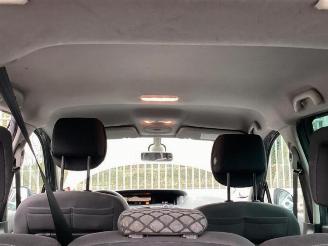 Renault Scenic Scenic III (JZ), MPV, 2009 / 2016 2.0 16V CVT picture 24