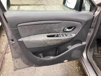 Renault Scenic Scenic III (JZ), MPV, 2009 / 2016 2.0 16V CVT picture 13