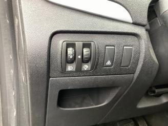 Renault Scenic Scenic III (JZ), MPV, 2009 / 2016 2.0 16V CVT picture 14