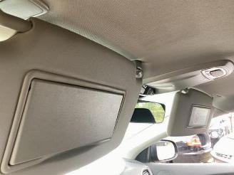 Volvo V-40 V40 (MV), Hatchback 5-drs, 2012 / 2019 2.0 T2 16V picture 18