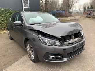 Vrakbiler auto Peugeot 308 308 (L3/L8/LB/LH/LP), Hatchback 5-drs, 2013 / 2021 1.2 12V e-THP PureTech 110 2017/12