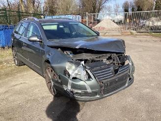 Vrakbiler auto Volkswagen Passat Passat Variant (3C5), Combi, 2005 / 2010 3.2 FSI V6 32V 2006/7