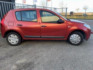 Dacia Sandero Sandero I (BS), Hatchback, 2008 / 2013 1.2 16V picture 2