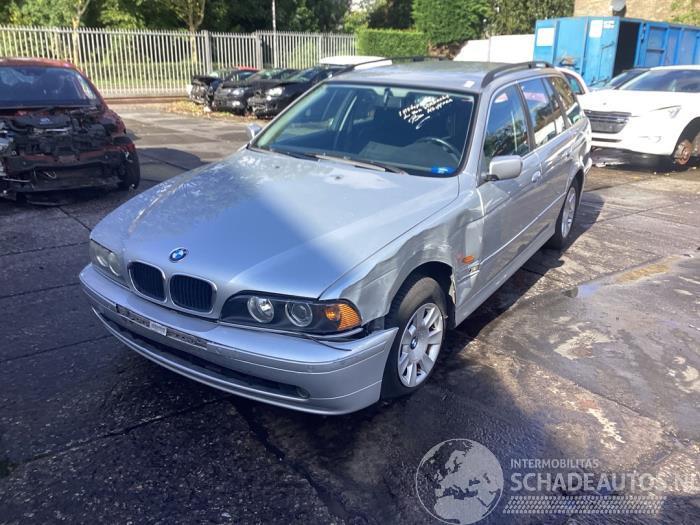 BMW 5-serie 5 serie Touring (E39), Combi, 1996 / 2004 520i 24V