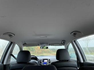 Hyundai I-30 i30 Crosswagon (WWH), Combi, 2007 / 2012 1.6 CVVT 16V picture 16