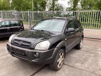 demontáž osobní automobily Hyundai Tucson Tucson (JM), SUV, 2004 / 2010 2.0 16V CVVT 4x2 2005/9