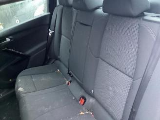 Peugeot 508 508 (8D), Sedan, 2010 / 2018 2.0 Hybrid4 16V picture 23